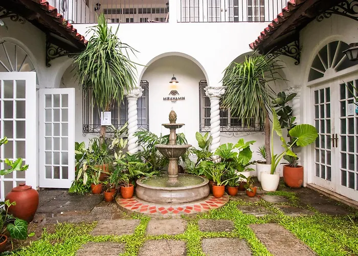 Miranamin Nest Kamantigi - Two Bed In Historic With Luxury Indoor Plunge Pool, Garden Access, Self-service Breakfast, Guest Kitchen, Pet-friendly *